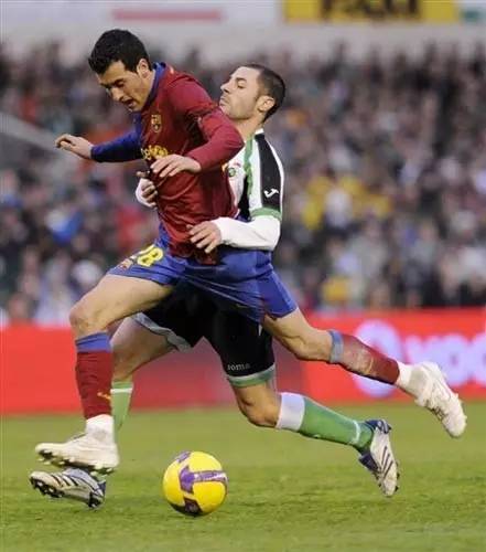 球品即人品拿球说话,踢球的风格与人的性格