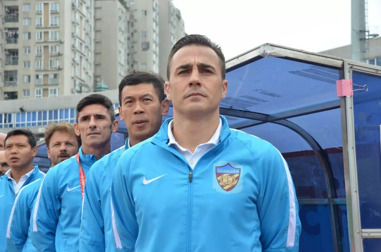 先胖不胖后胖压塌炕,热烈庆祝天津权健足球队冲超成功