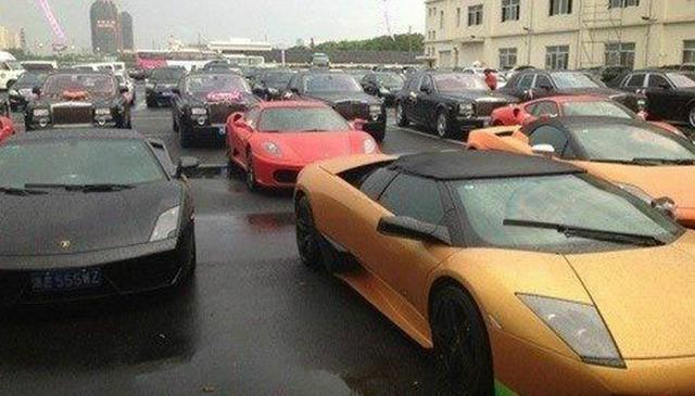 富可敌国可不是说说，盛泽到底多有钱，玛莎拉蒂，牌照：5个5