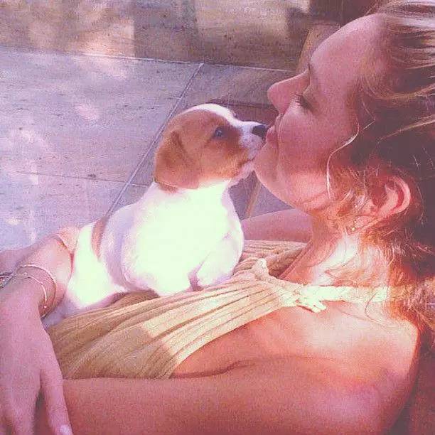 上帝の光|穿衣服对她是种浪费,生的孩子叫腰精的后裔