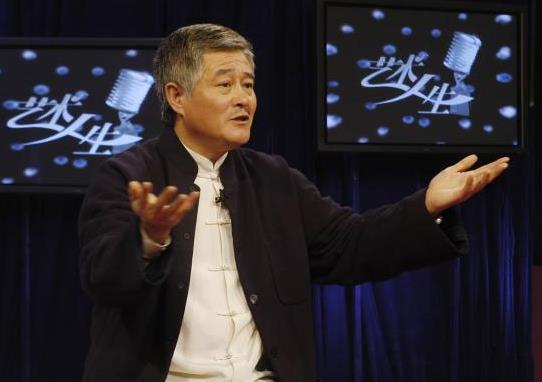 郭德纲跟赵本山带徒弟有什么不同,郭德纲和赵本山和他的徒弟们