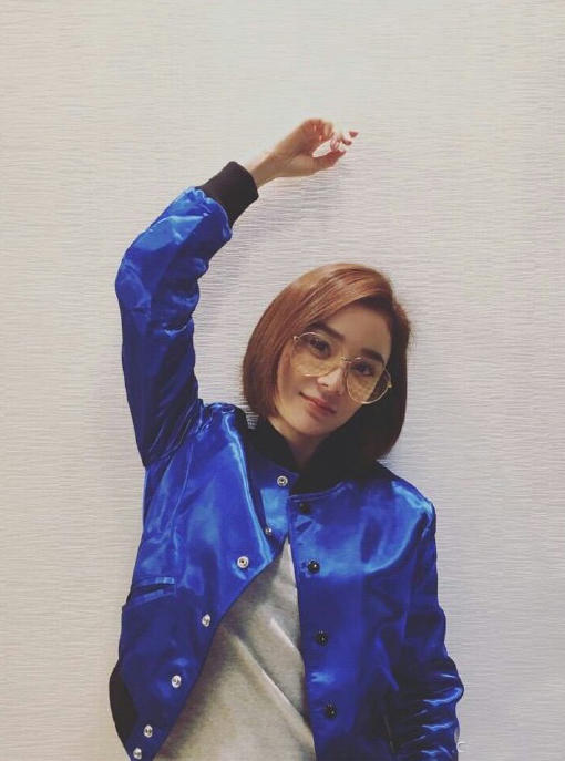 袁姗姗机场时尚穿搭,袁姗姗明星穿搭