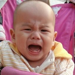 宝宝长乳牙烦躁怎么办,宝宝长牙齿痛到哭怎么办