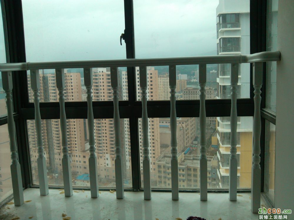 木艺围栏护栏,木艺栏杆效果图