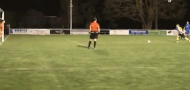 常用5种点球射门技巧,经典踢点球