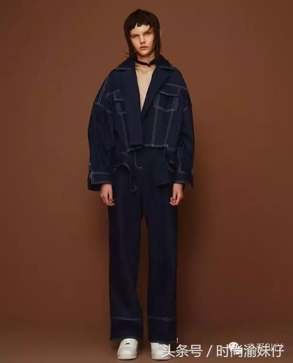 高圆圆杨幂冬季街拍look,杨幂同款回力鞋近期