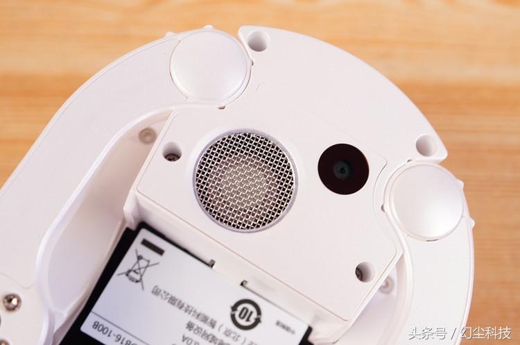 无人机可以放手上飞吗,无人机开箱视频100多块钱的无人机