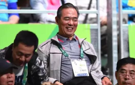 签下里皮或拯救国足当功臣,蔡振华这次没得黑了吧?