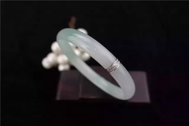 玉石玛瑙翡翠钻石,翡翠到钻石要多久