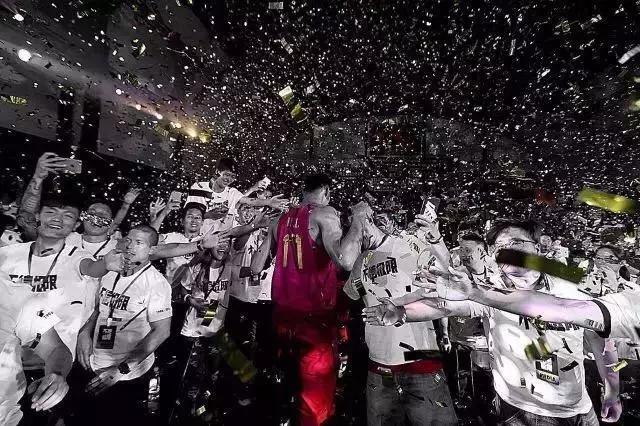 新号首发——来，一篇长文，和各位聊聊易建联，和紫金王国的旧闻