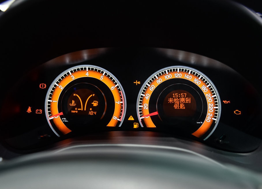 2017年比亚迪f3手动挡优缺点,比亚迪f32012款5万公里能卖多少钱