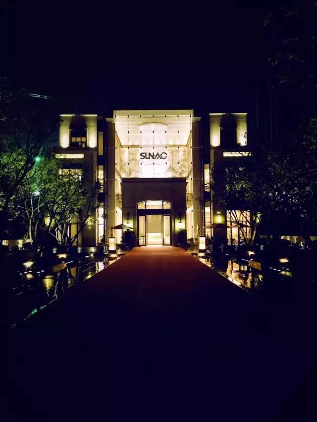 出门见公园，过街是商场，城西这楼盘竟还有优惠