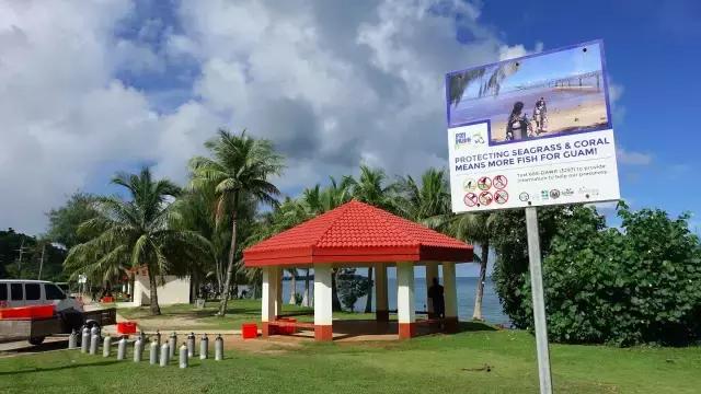 这里买一线大牌比香港便宜3成！风景还很美！