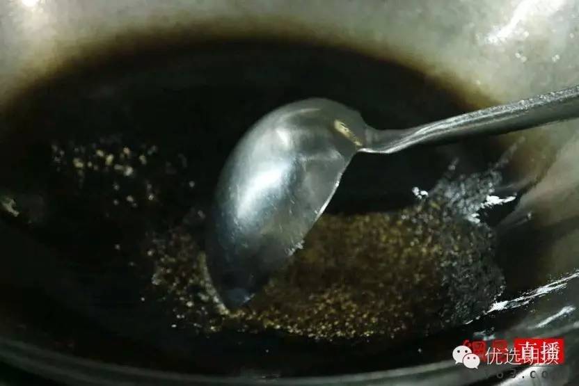 舌尖上的云南第二期：毛主席都夸赞的汽锅鸡是这样做出来的