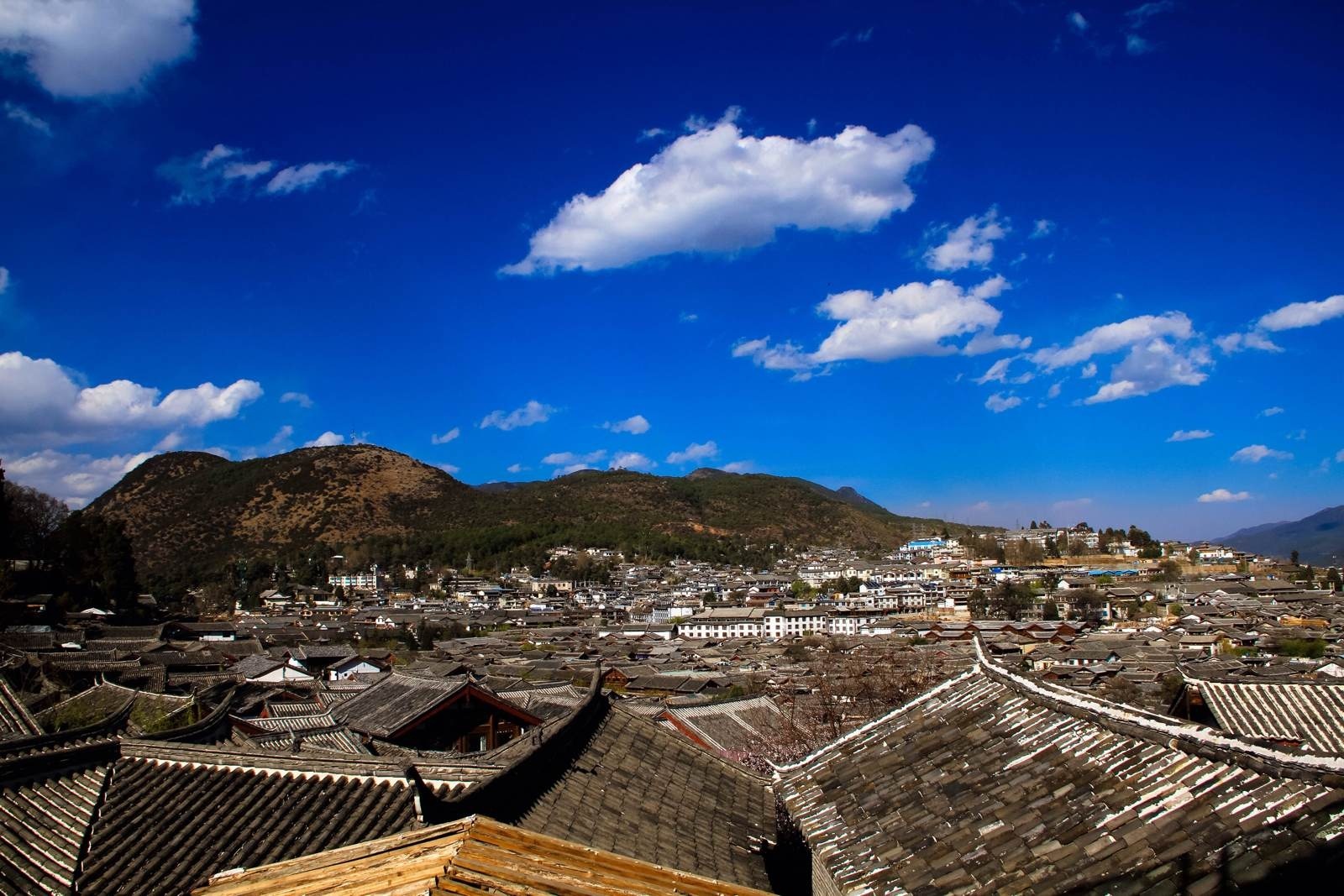 丽江门票降价了吗现在多少钱一张,丽江游玩攻略景点门票多少钱一张