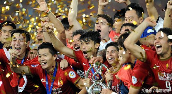 国足官宣重要决策,里皮官宣