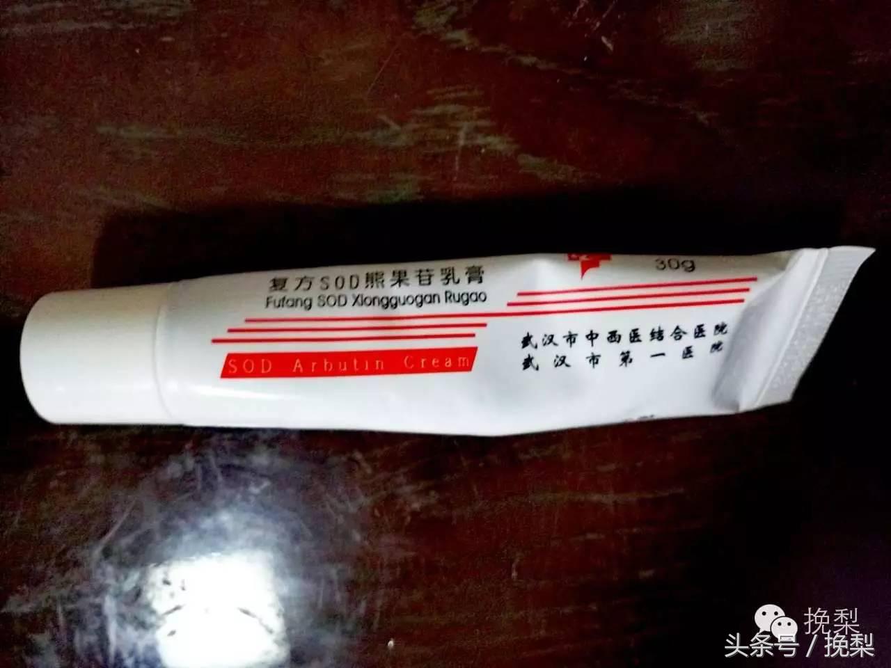 祛痘去专业机构还是去医院,一般护肤店祛痘印靠谱吗