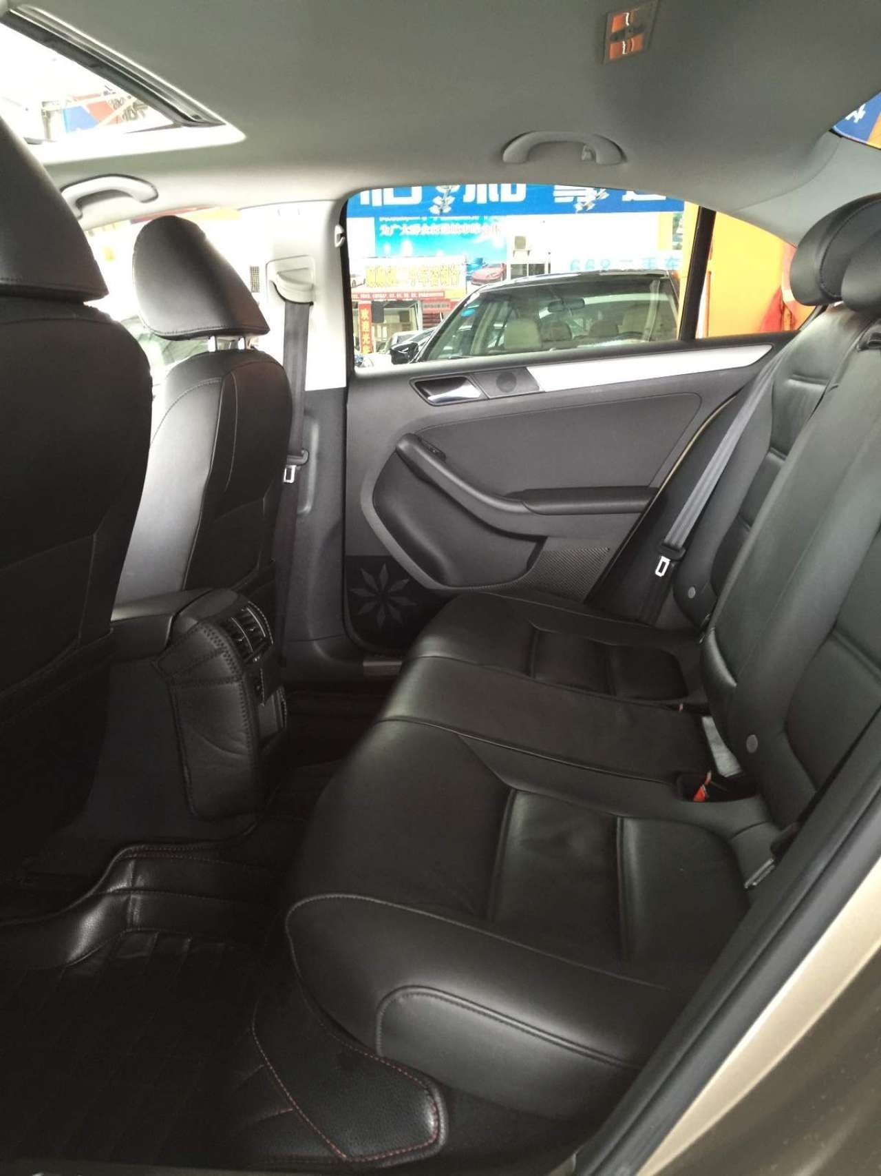 中山大众4s店直播速腾,大众速腾2023款1.5t超越版首付5万