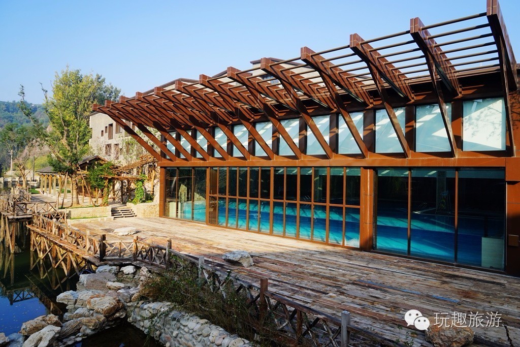 别说日本了,我们也有让人骄傲的“温泉乡”