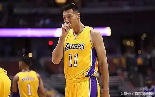 易建联重返广东男篮为冠军而战,易建联重回CBA扣篮