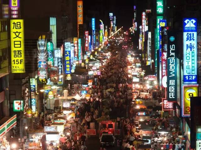 地摊新手如何快速的变成地摊老手,地摊经济时代普通人怎么摆地摊