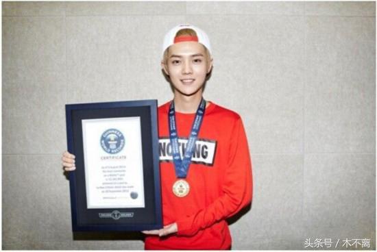 鹿晗对你心动的瞬间,鹿晗的对你爱不完