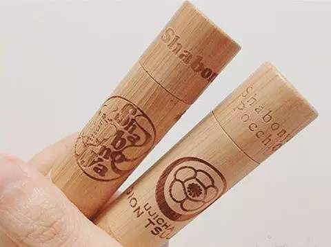 唇膏不掉色不沾杯推荐,唇膏不变色好物推荐