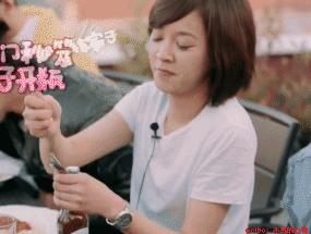 猴皮筋魔术穿手指,猴皮筋穿手魔术