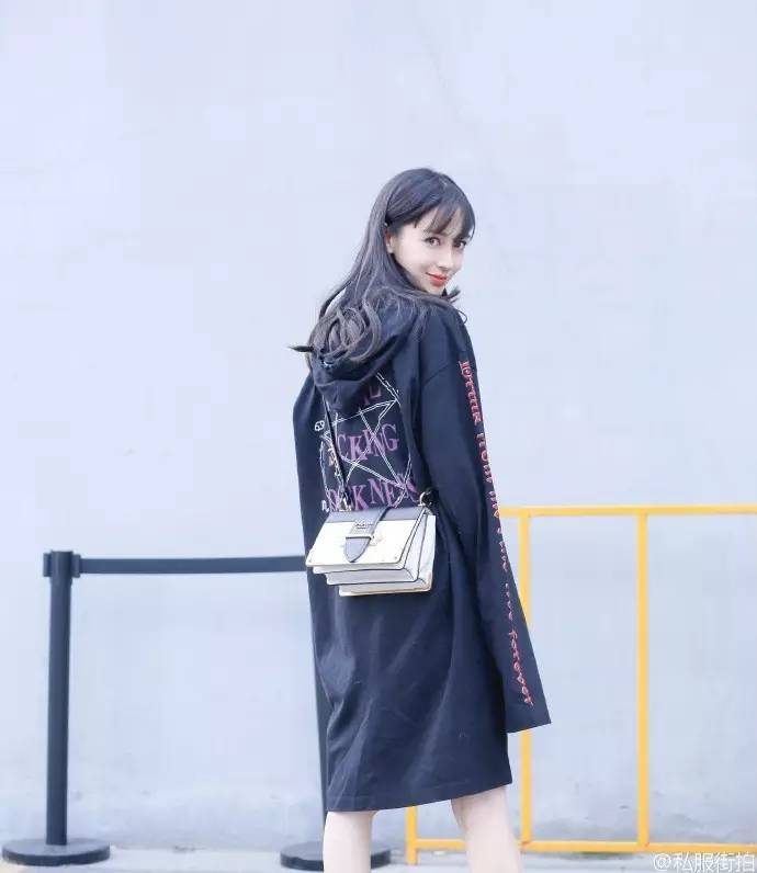 vetements卫衣为什么这么受欢迎,vetements破领卫衣怎么穿