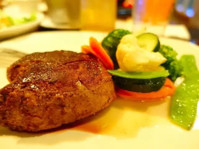 这里买一线大牌比香港便宜3成！风景还很美！