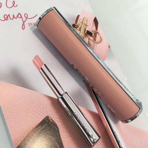 唇膏不掉色不沾杯推荐,唇膏不变色好物推荐