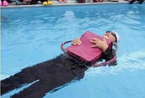 日本小孩的书包为什么那么贵,日本小学生的书包到底有多少钱