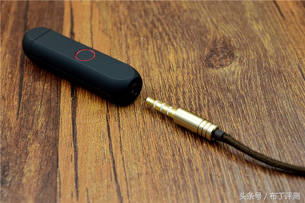 如何将有线耳机变成无线蓝牙耳机,头戴式耳机秒变蓝牙耳机