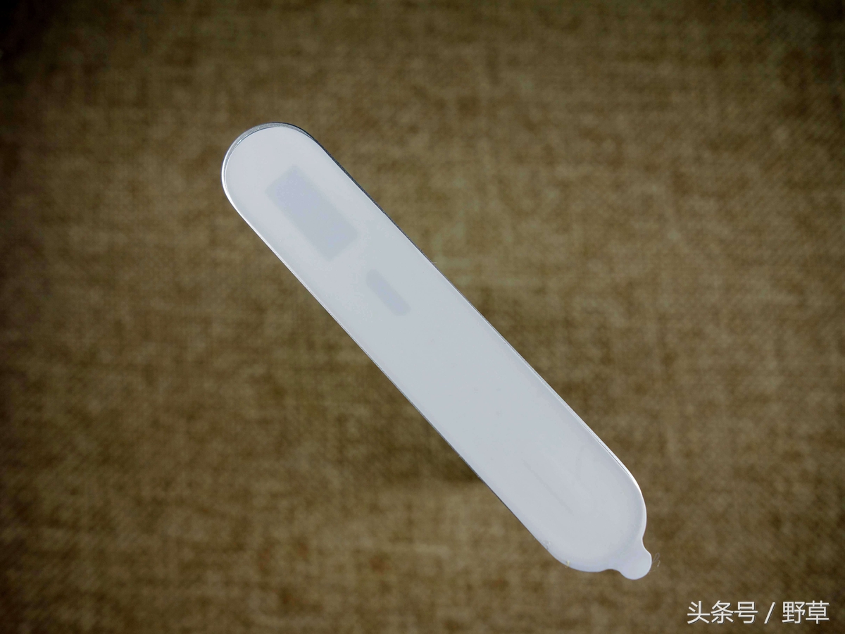 小米移动电源2按键功能,小米移动电源2和3区别