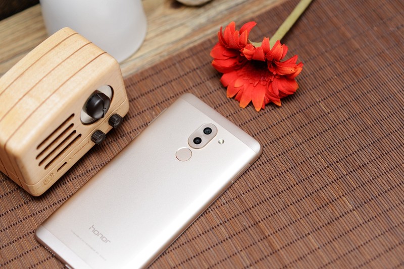 699元的荣耀畅玩8c,荣耀畅玩6+128新机多少钱