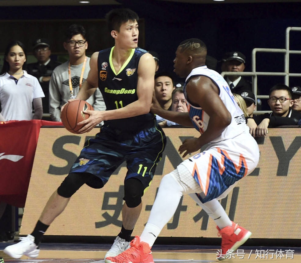 杜锋谈易建联,杜锋说易建联与其他队员对比