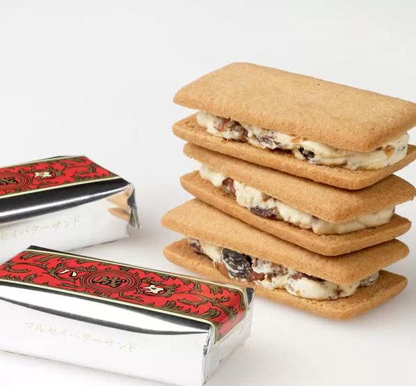 不出国门就能享受进口好商品,不出国门也能观赏到异国风情建筑