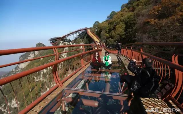 张家界可以不走悬空玻璃栈道吗,张家界玻璃栈道三日游