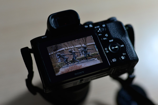 索尼全画幅a7还值得买吗,索尼微单相机a7价格表