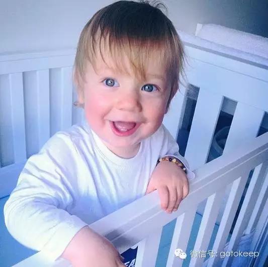 八块腹肌的小怪兽,腹肌小怪兽