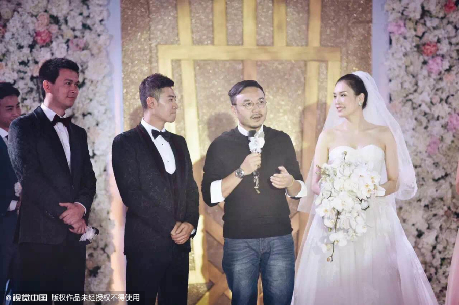 情人节,前国脚少的了几个“渣男”?那英临产,对浪子高峰死心