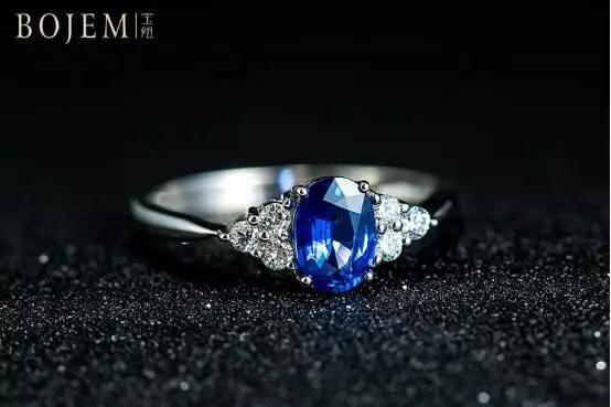 让男人告诉你什么是女人味,如何让人觉得你有女人味