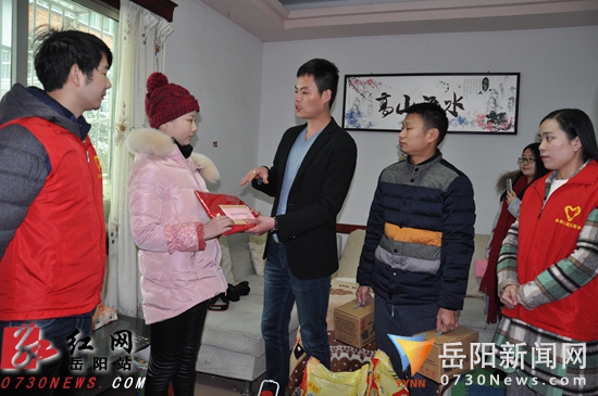 白血病女孩求助家人捐骨,白血病妹妹捐骨髓