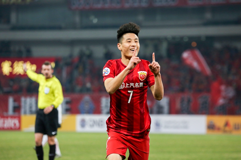 上港庆祝胜利,上海上港新赛季冠军