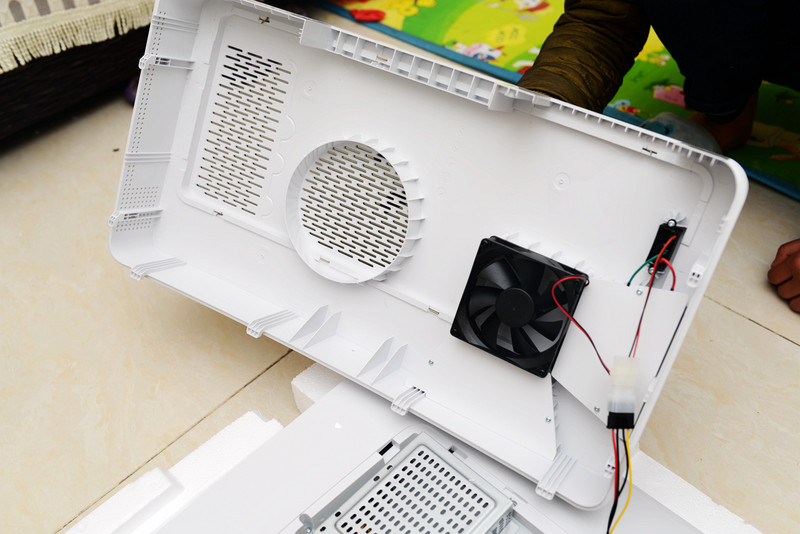 破天荒！HKCX320一体机带曲面屏，性能还能秒台式机