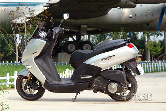 2020款标致citystar200,标致城市之星200与200i区别