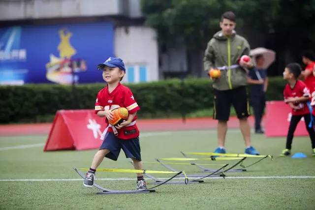 活动报名“橄”为天下先，妈妈我想做TrueMan！