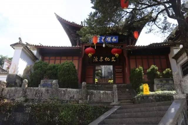 古籍虫蛀修复用什么胶,虫蛀的古籍如何修复