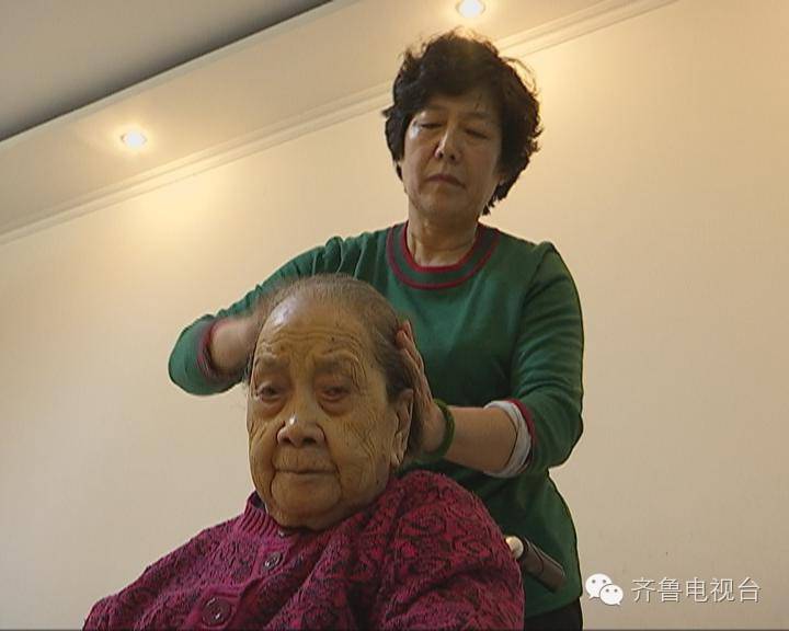 九十岁老人白发变黑什么兆头,只需一招60岁老人白发变黑