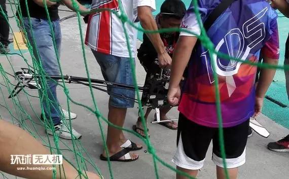 后记||只见过四轴炸机？看大神怎样把遥控直升机摔成零件！